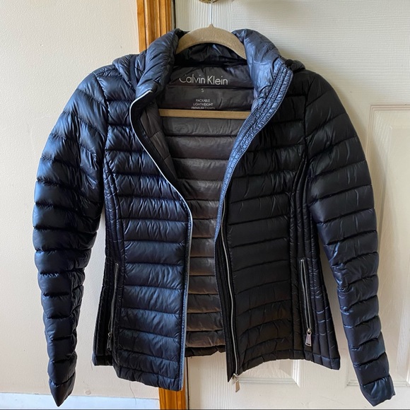 Calvin Klein Packable Lightweight 